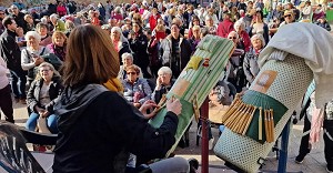 La Fira de Santa Llúcia de l´Arboç arriba amb més de 70 parades, l´obertura excepcional de la Giralda i un cap de setmana ple de tradicions La Fira de Santa Llúcia de l´Arboç arriba amb més de 70 parades, l´obertura excepcional de la Giralda i un cap de setmana ple de tradicions