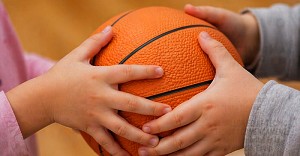 El Club de B�squet l�Arbo� impulsa una jornada de portes obertes per iniciar els m�s petits en l�esport